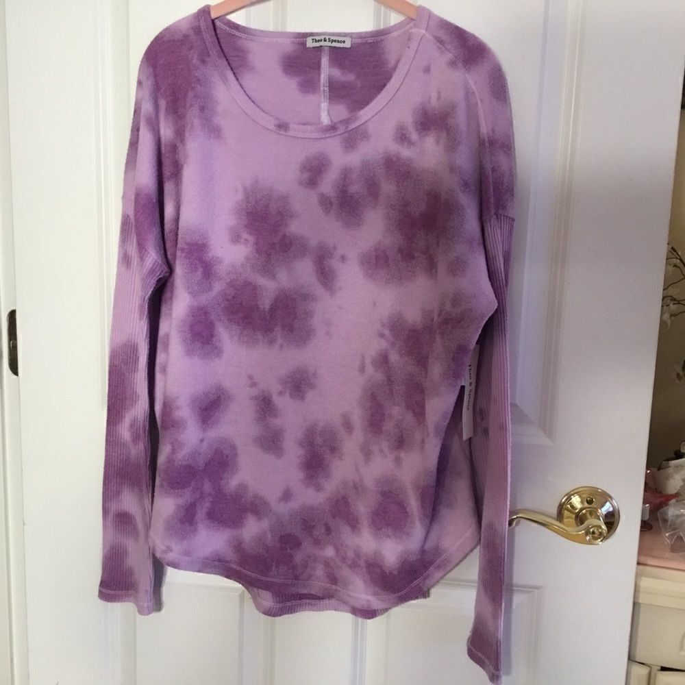 NWT. Theo & Spence Brand Women’s Lilac Tie Day Long Sleeve PJ Top Sz. L
